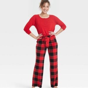 NEW! Women's Gift Pajama Set - Long Sleeve Top & Plaid Pants, Size XL